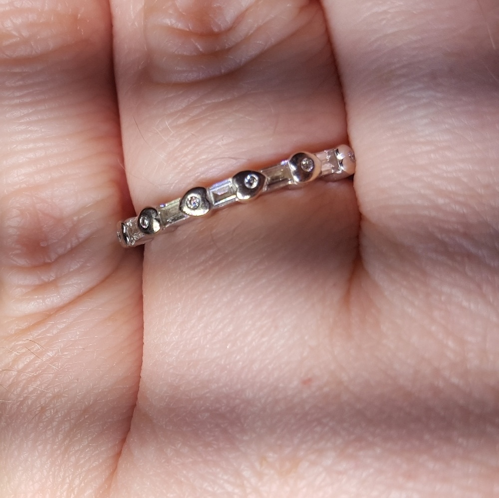 White gold and baguette diamond stacking ring